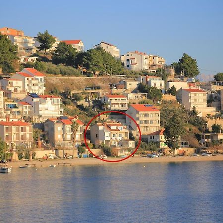 Apartments By The Sea Stanici, Omis - 19728 Omiš Exterior foto