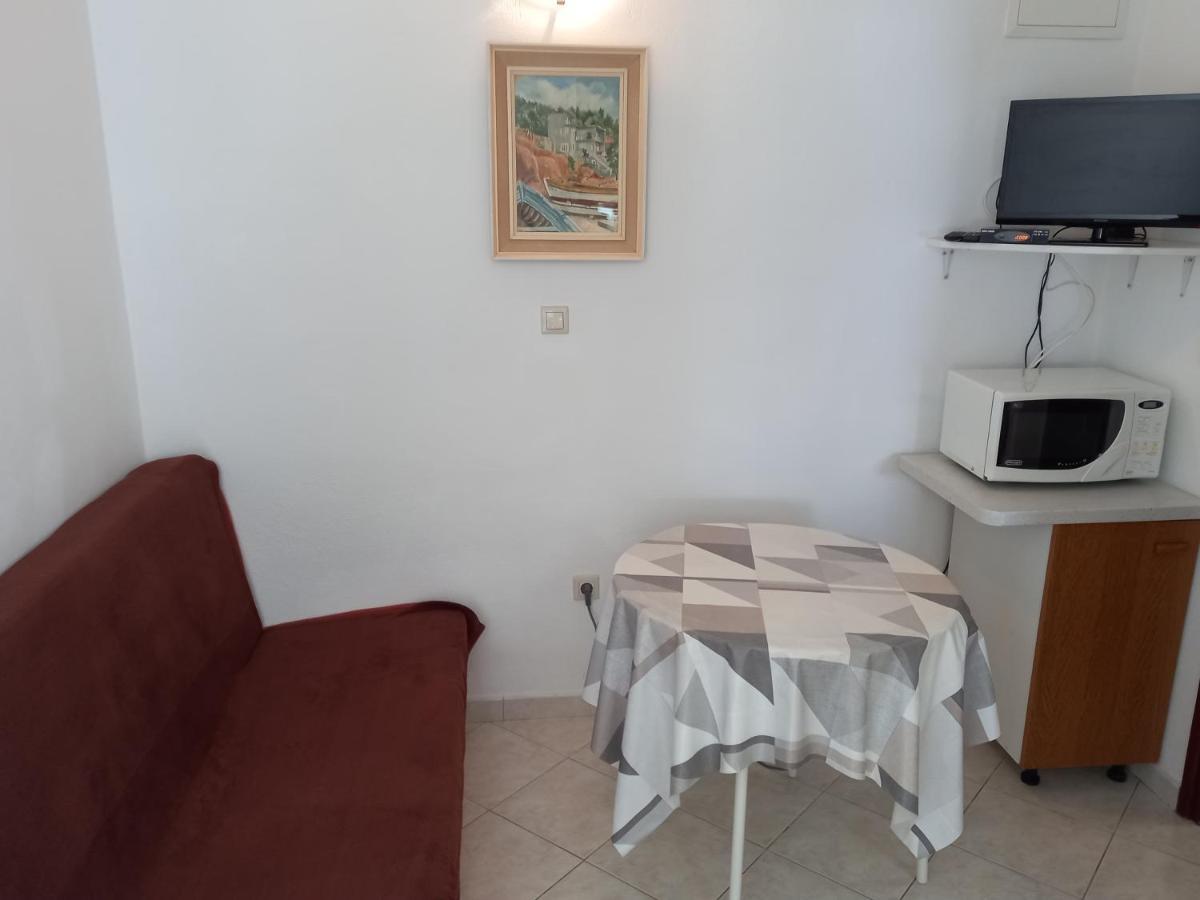 Apartments By The Sea Stanici, Omis - 19728 Omiš Exterior foto